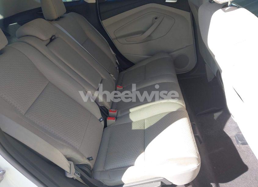 Photo 8 of 2017 Ford Escape SE (VIN 1FMCU9GD3HUA40233)