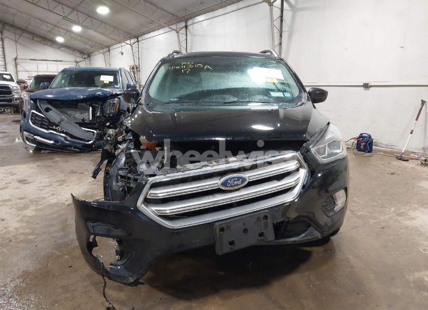 Photo 12 of 2017 Ford Escape SE (VIN 1FMCU9GD3HUB06764)