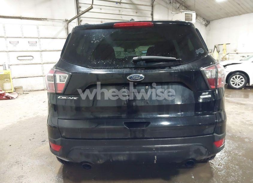 Photo 16 of 2017 Ford Escape SE (VIN 1FMCU9GD3HUB06764)