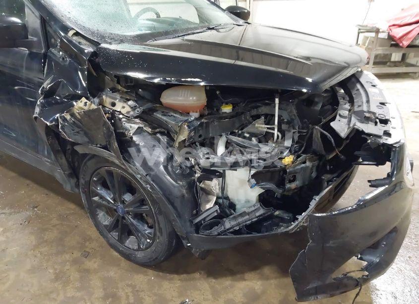 Photo 6 of 2017 Ford Escape SE (VIN 1FMCU9GD3HUB06764)