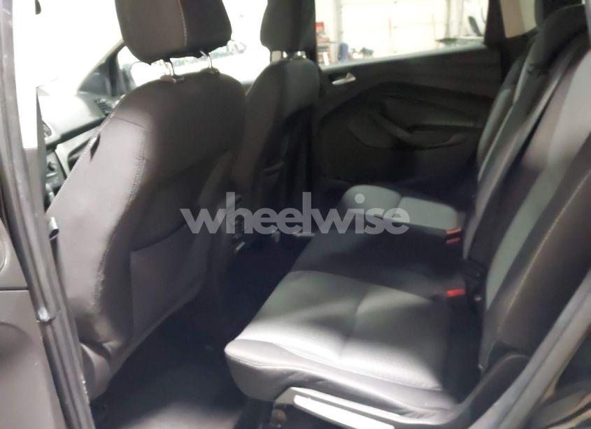 Photo 8 of 2017 Ford Escape SE (VIN 1FMCU9GD3HUB06764)