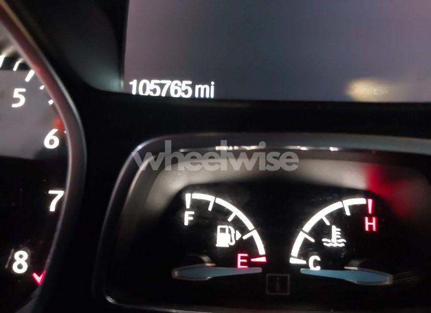 Photo 15 of 2017 Ford Escape SE (VIN 1FMCU9GD3HUB15805)