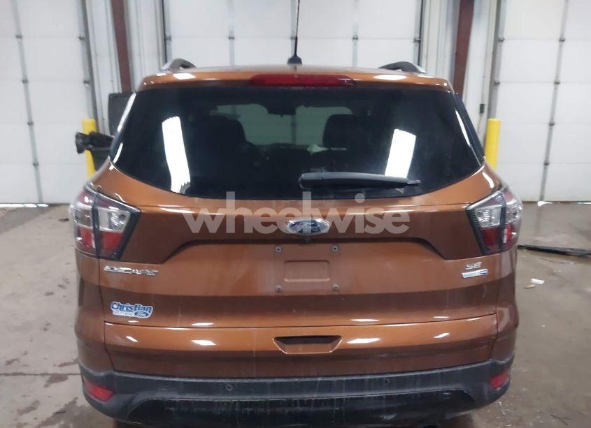 Photo 16 of 2017 Ford Escape SE (VIN 1FMCU9GD3HUB15805)