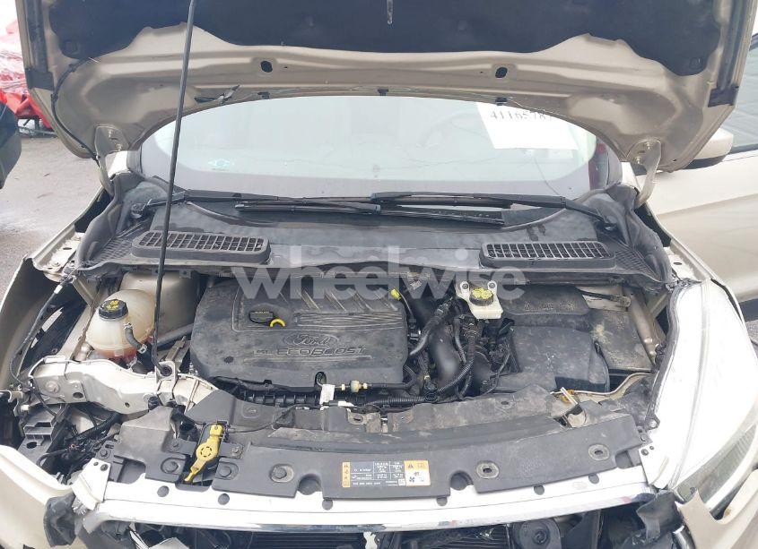 Photo 10 of 2017 Ford Escape SE (VIN 1FMCU9GD3HUB65653)