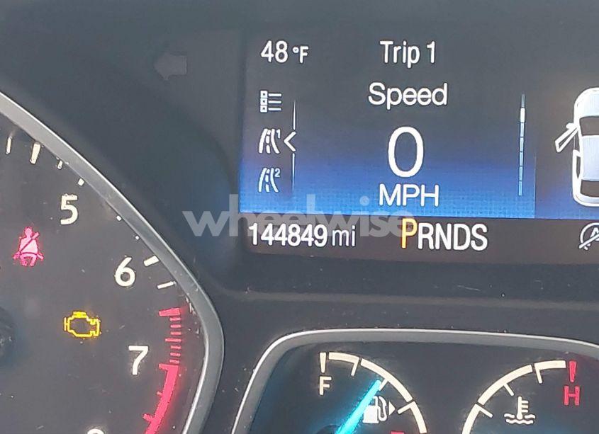 Photo 16 of 2017 Ford Escape SE (VIN 1FMCU9GD3HUB65653)