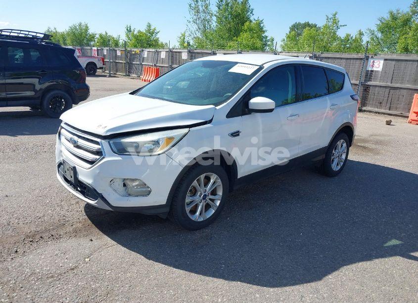 Photo 2 of 2017 Ford Escape SE (VIN 1FMCU9GD3HUB82341)