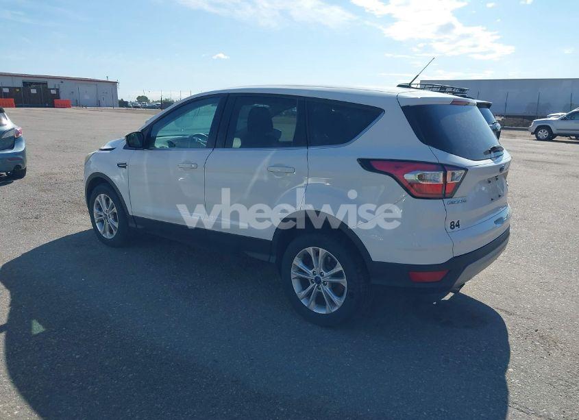 Photo 3 of 2017 Ford Escape SE (VIN 1FMCU9GD3HUB82341)