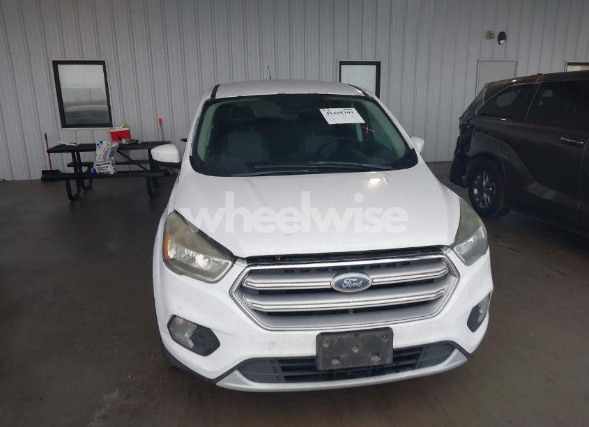 Photo 12 of 2017 Ford Escape SE (VIN 1FMCU9GD3HUC27665)