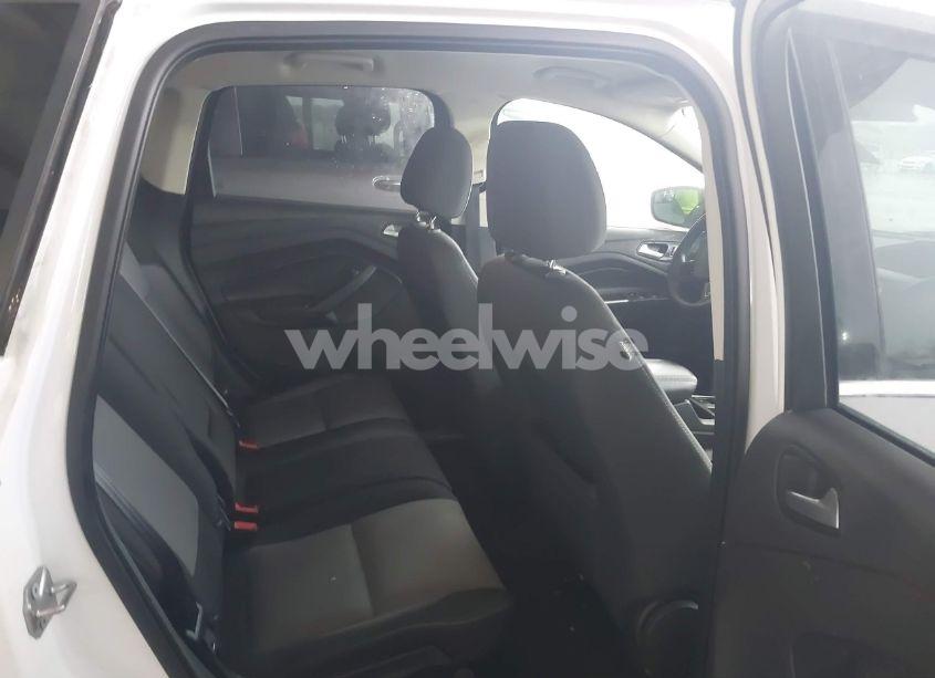 Photo 8 of 2017 Ford Escape SE (VIN 1FMCU9GD3HUC27665)