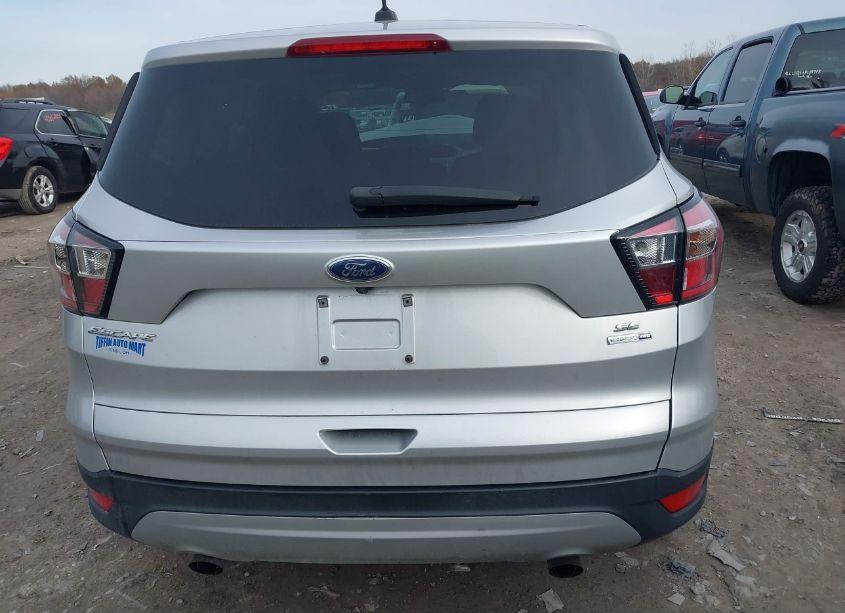 Photo 16 of 2017 Ford Escape SE (VIN 1FMCU9GD3HUC74792)