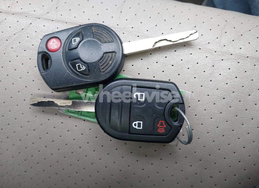 Photo 11 of 2017 Ford Escape SE (VIN 1FMCU9GD3HUD21464)