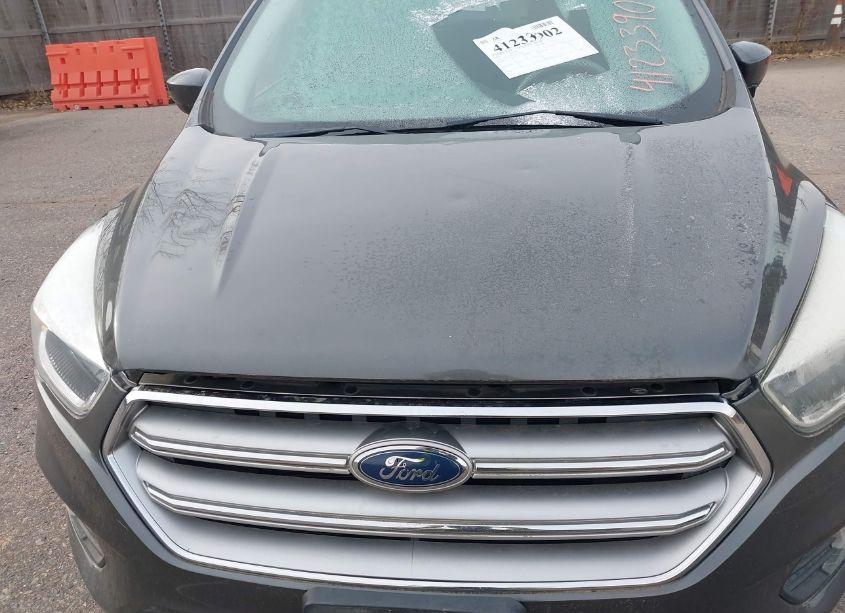 Photo 6 of 2017 Ford Escape SE (VIN 1FMCU9GD3HUD37096)