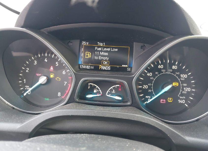 Photo 7 of 2017 Ford Escape SE (VIN 1FMCU9GD3HUD37096)