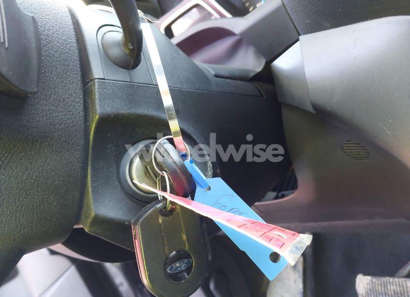 Photo 11 of 2017 Ford Escape SE (VIN 1FMCU9GD3HUD61981)