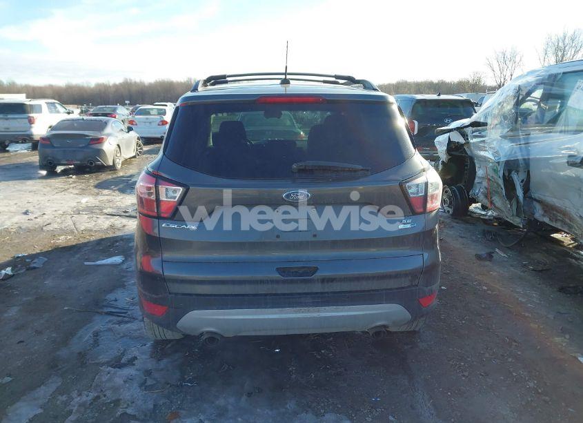 Photo 16 of 2017 Ford Escape SE (VIN 1FMCU9GD3HUD61981)