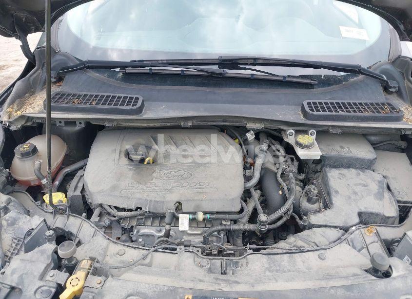 Photo 10 of 2017 Ford Escape SE (VIN 1FMCU9GD3HUD71233)