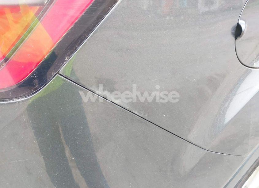 Photo 6 of 2017 Ford Escape SE (VIN 1FMCU9GD3HUD71233)