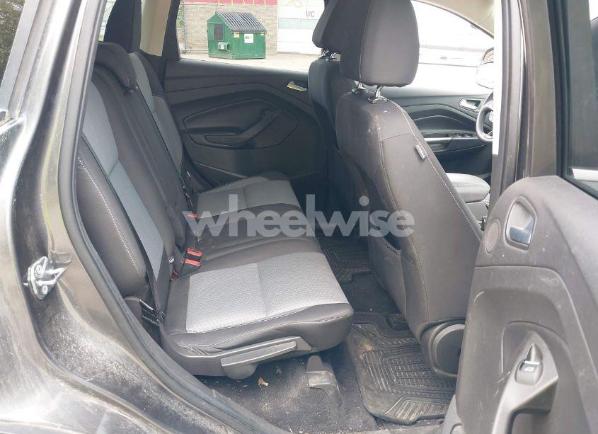 Photo 8 of 2017 Ford Escape SE (VIN 1FMCU9GD3HUD71233)