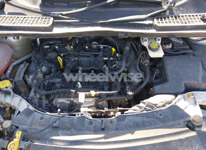 Photo 10 of 2017 Ford Escape SE (VIN 1FMCU9GD3HUE20110)