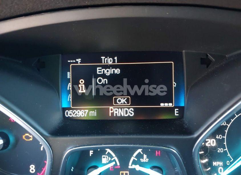 Photo 15 of 2017 Ford Escape SE (VIN 1FMCU9GD3HUE20110)