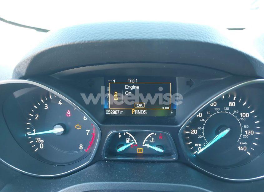 Photo 7 of 2017 Ford Escape SE (VIN 1FMCU9GD3HUE20110)