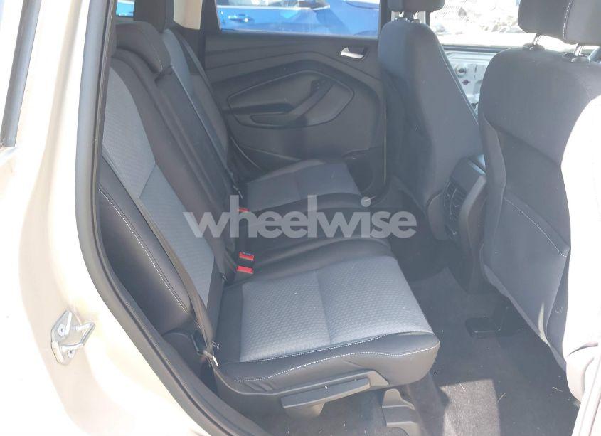 Photo 8 of 2017 Ford Escape SE (VIN 1FMCU9GD3HUE20110)