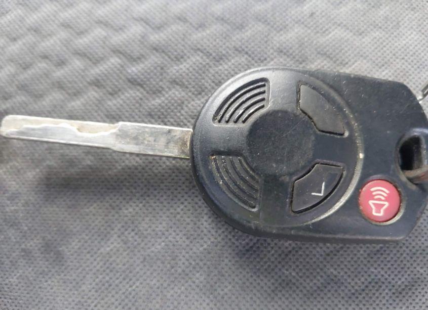 Photo 11 of 2017 Ford Escape SE (VIN 1FMCU9GD3HUE49073)