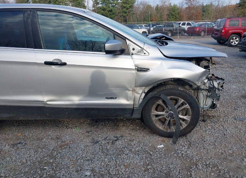 Photo 17 of 2017 Ford Escape SE (VIN 1FMCU9GD3HUE49073)