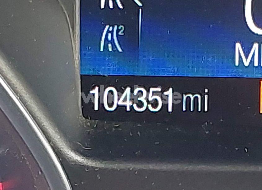 Photo 15 of 2018 Ford Escape SE (VIN 1FMCU9GD3JUA58124)