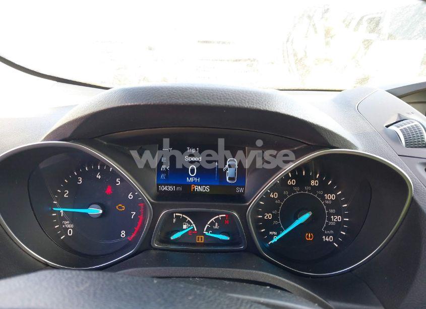 Photo 7 of 2018 Ford Escape SE (VIN 1FMCU9GD3JUA58124)