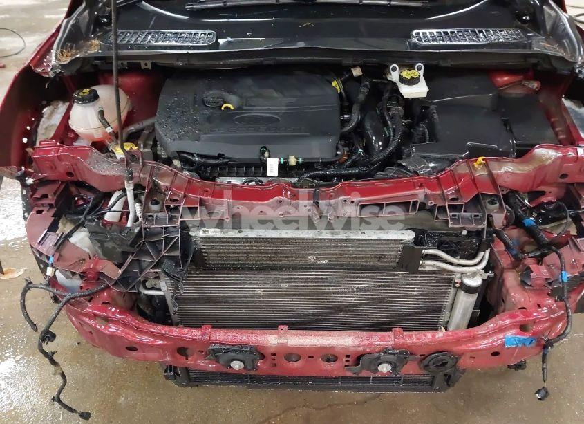 Photo 10 of 2018 Ford Escape SE (VIN 1FMCU9GD3JUB01148)