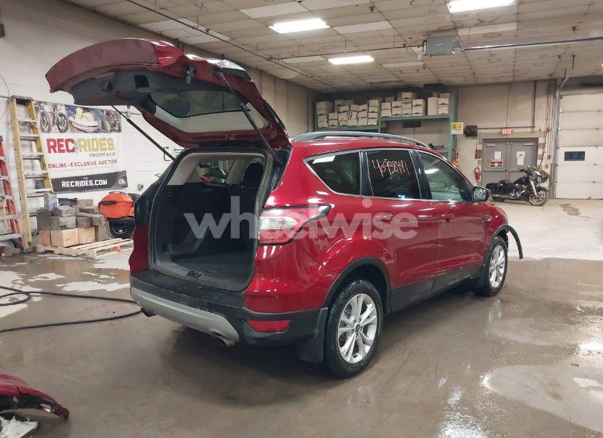Photo 4 of 2018 Ford Escape SE (VIN 1FMCU9GD3JUB01148)