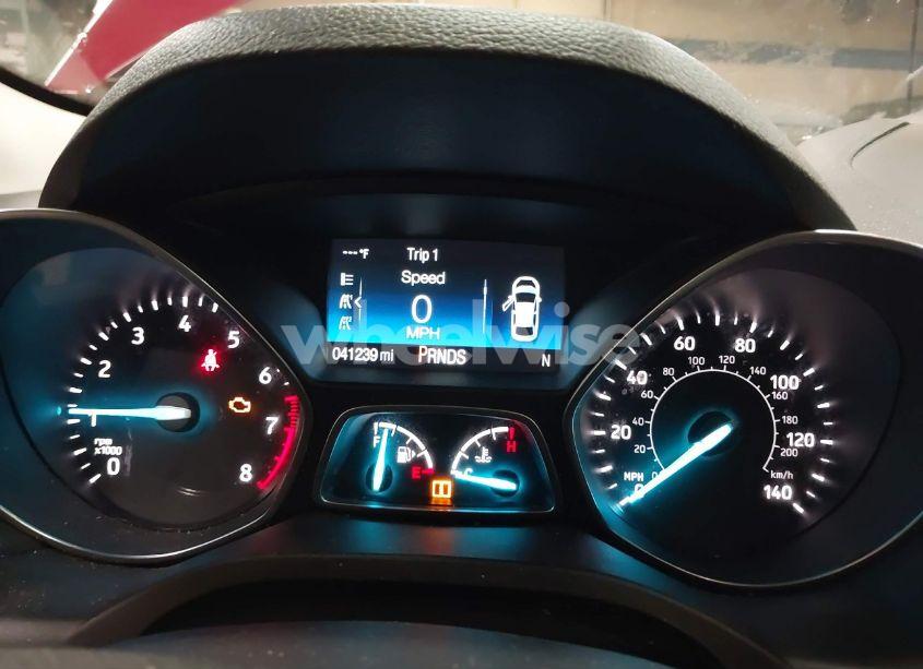 Photo 7 of 2018 Ford Escape SE (VIN 1FMCU9GD3JUB01148)