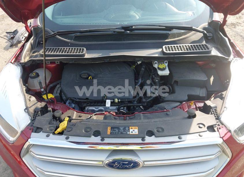 Photo 10 of 2018 Ford Escape SE (VIN 1FMCU9GD3JUB07869)