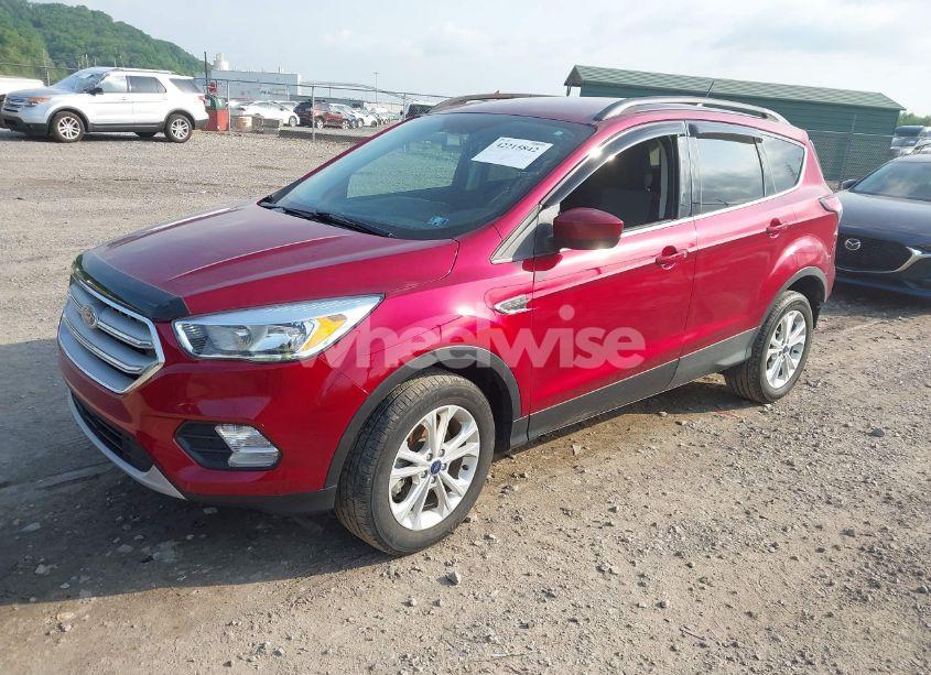 Photo 2 of 2018 Ford Escape SE (VIN 1FMCU9GD3JUB07869)