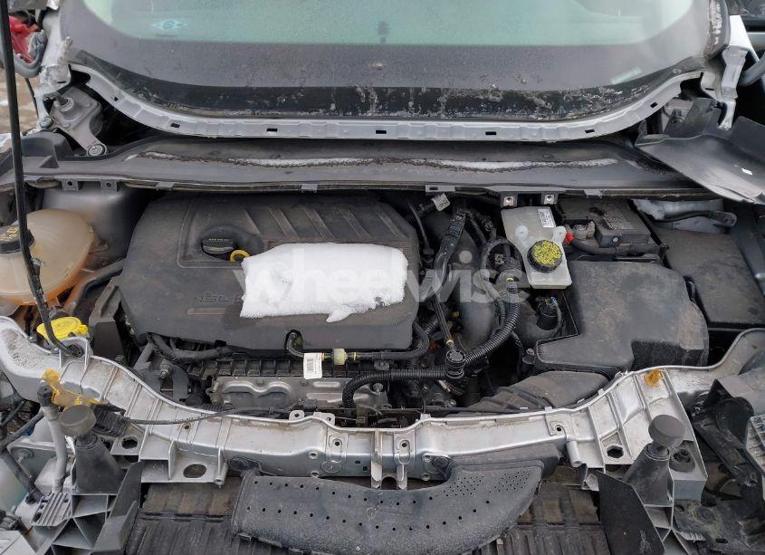 Photo 10 of 2018 Ford Escape SE (VIN 1FMCU9GD3JUC00827)