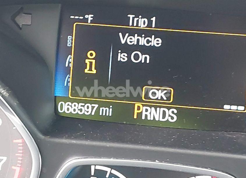Photo 16 of 2018 Ford Escape SE (VIN 1FMCU9GD3JUC00827)
