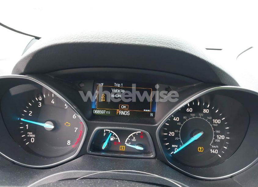Photo 7 of 2018 Ford Escape SE (VIN 1FMCU9GD3JUC00827)