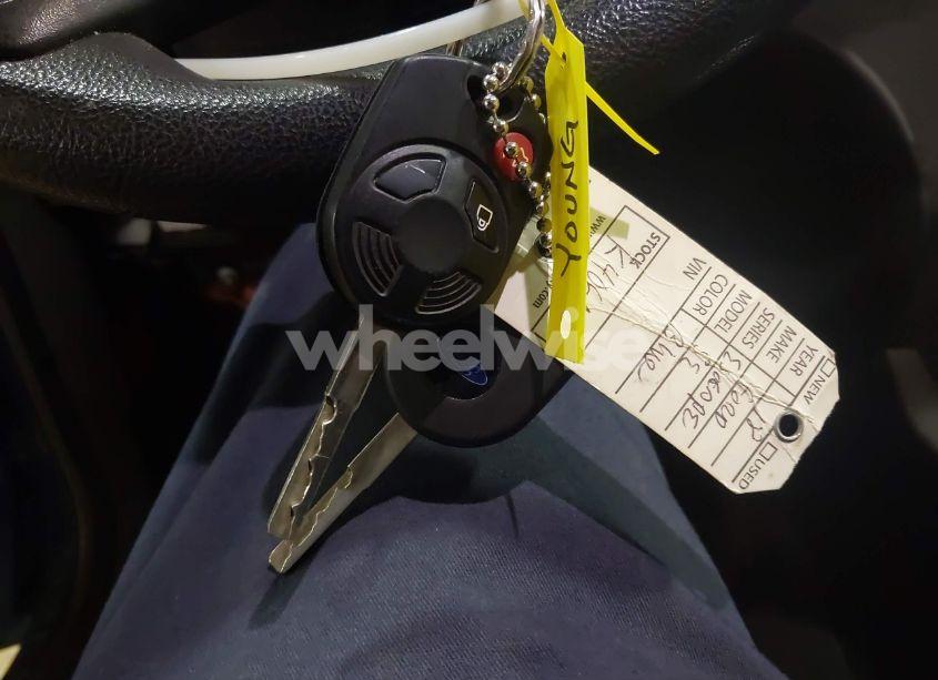 Photo 11 of 2018 Ford Escape SE (VIN 1FMCU9GD3JUC01489)