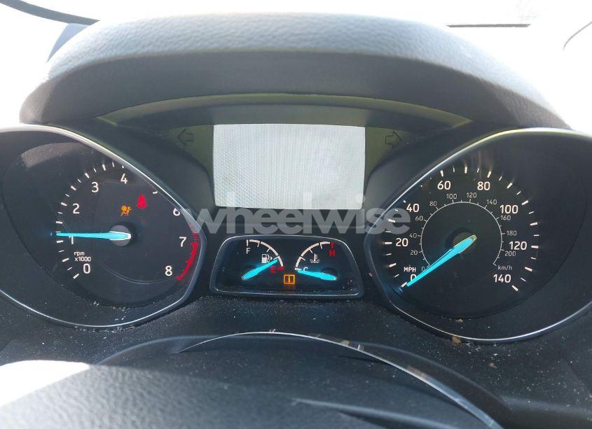 Photo 7 of 2018 Ford Escape SE (VIN 1FMCU9GD3JUC45296)