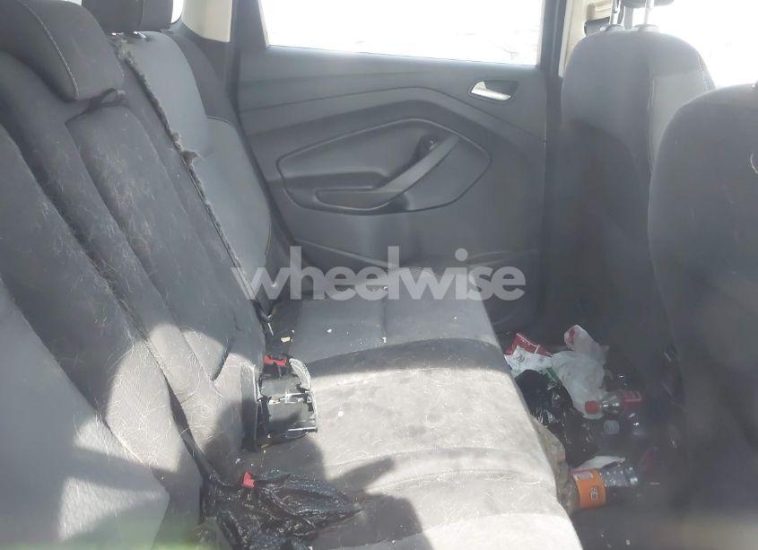 Photo 8 of 2018 Ford Escape SE (VIN 1FMCU9GD3JUC54404)