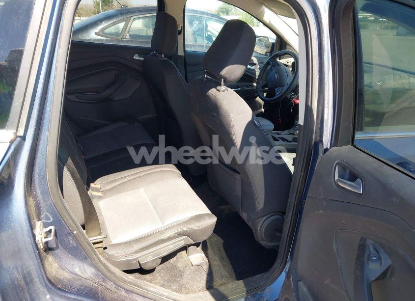 Photo 8 of 2018 Ford Escape SE (VIN 1FMCU9GD3JUC75110)