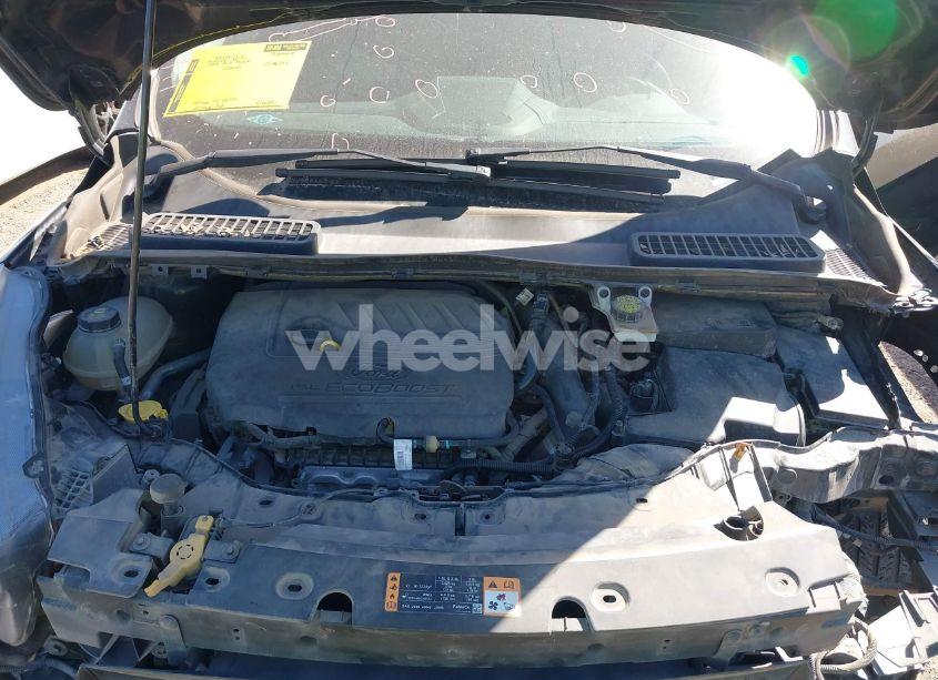 Photo 10 of 2018 Ford Escape SE (VIN 1FMCU9GD3JUC75754)