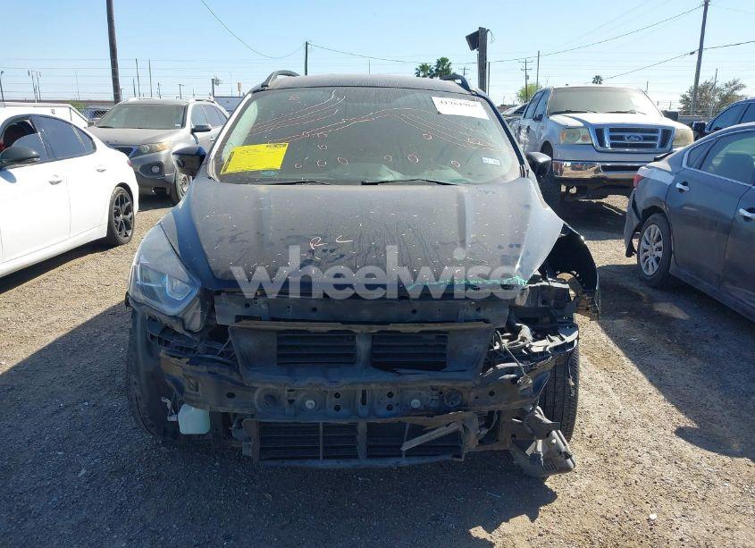 Photo 12 of 2018 Ford Escape SE (VIN 1FMCU9GD3JUC75754)