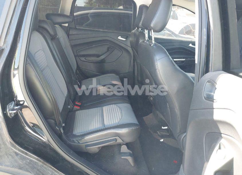 Photo 8 of 2018 Ford Escape SE (VIN 1FMCU9GD3JUC75754)