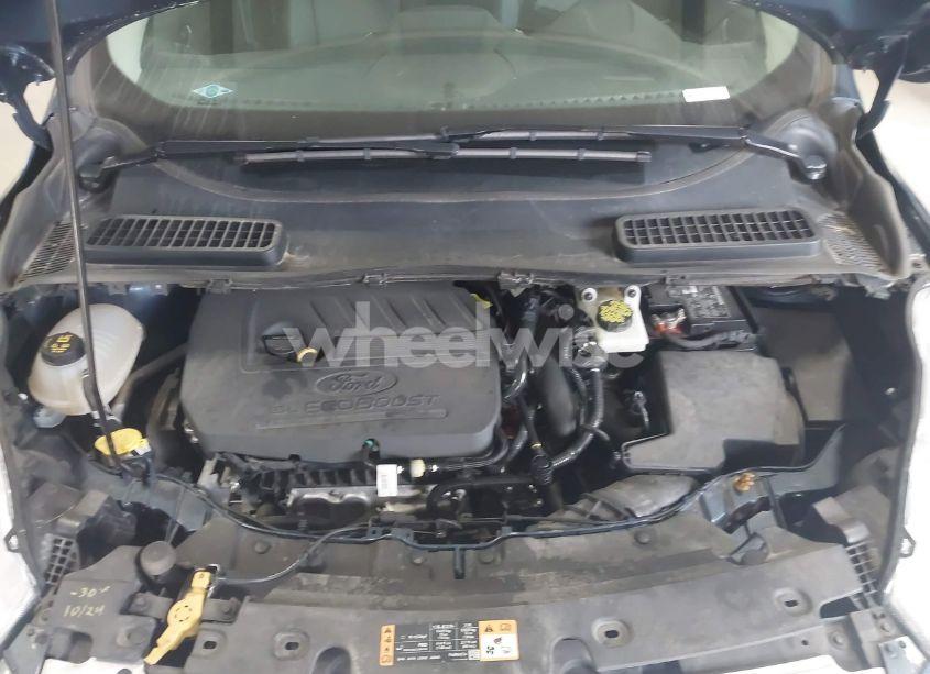 Photo 10 of 2018 Ford Escape SE (VIN 1FMCU9GD3JUC83482)