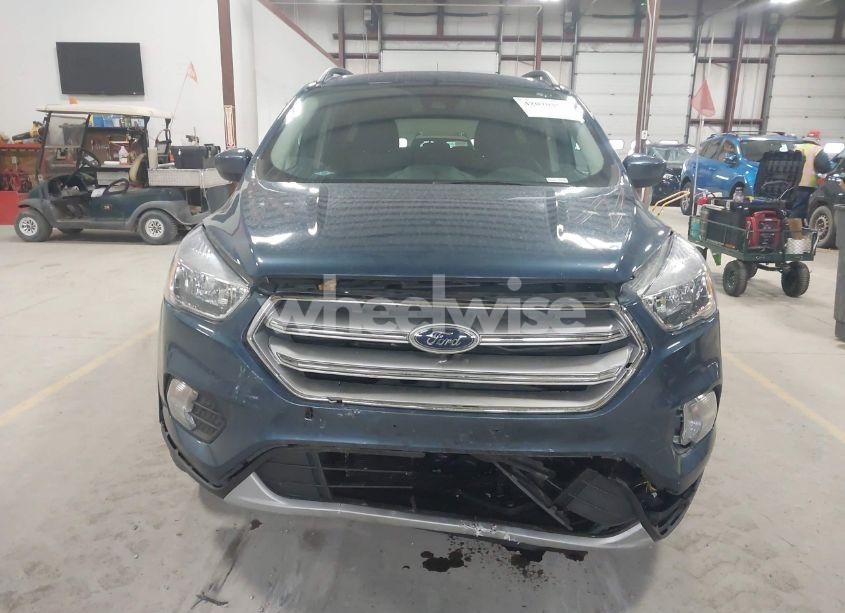 Photo 12 of 2018 Ford Escape SE (VIN 1FMCU9GD3JUC83482)