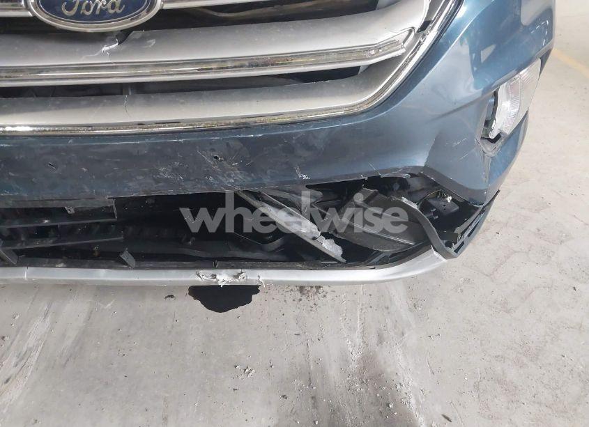 Photo 6 of 2018 Ford Escape SE (VIN 1FMCU9GD3JUC83482)