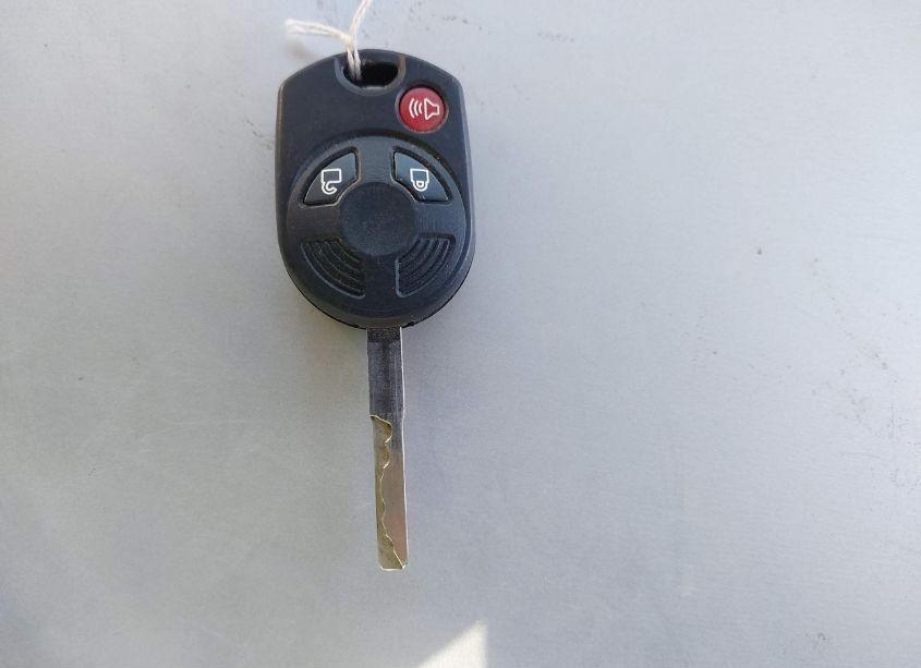 Photo 11 of 2018 Ford Escape SE (VIN 1FMCU9GD3JUD57726)