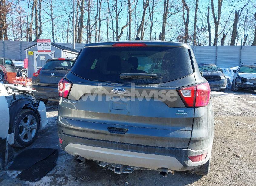 Photo 17 of 2019 Ford Escape SE (VIN 1FMCU9GD3KUA10477)